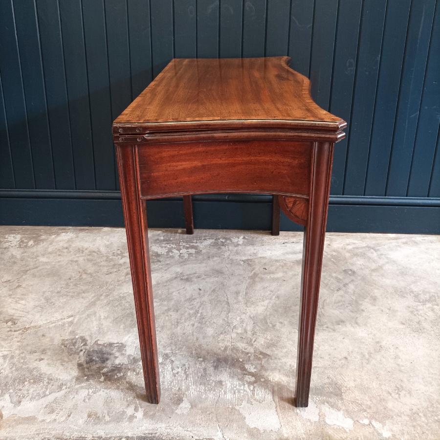 Antique George III Mahogany Tea Card Side Table (6).jpg